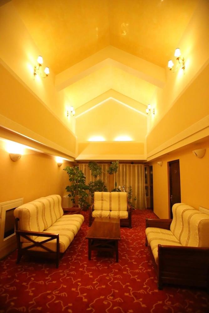Hotel Mara Baia Mare Exterior photo