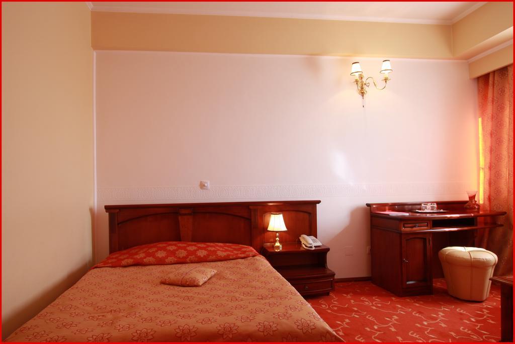 Hotel Mara Baia Mare Exterior photo